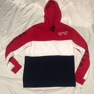 Selling because it didn’t fit me!